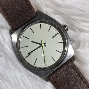 Nixon the time teller watch, genuine leather